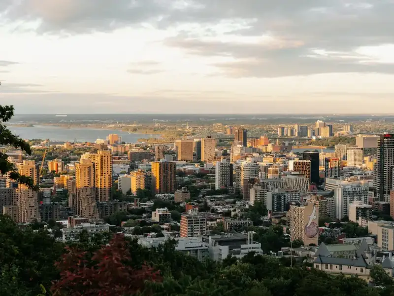 Montréal seen from Mont-Royal at sunset